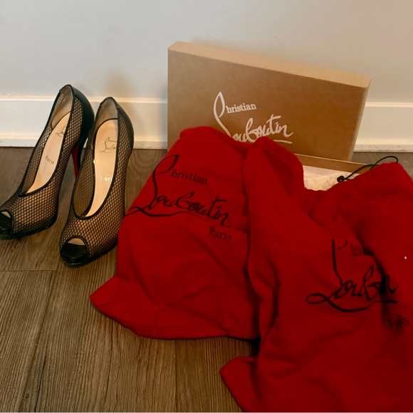 Christian Louboutin Black Fishnet Peep Toe Heels | Size 38 | Red Sole - Picture 5 of 5